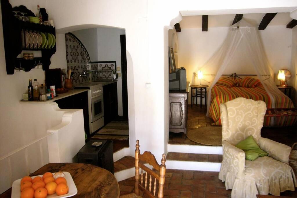 חימנה דה לה פרונטרה El Estudio - Beautiful Apartment In Historic Old Town מראה חיצוני תמונה